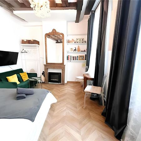Seine Apartment Paris Exteriör bild